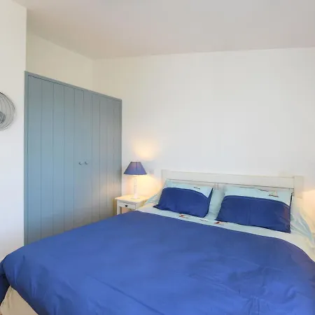Maison De Village A Ars-en-re, 9 Pers, A 300m Du Port, Jardin, Wi-fi, Ideal Pour Familles - Fr-1-258-83 *